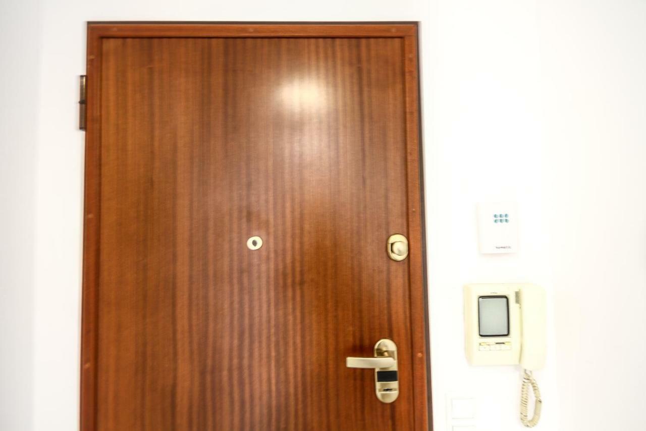 Apartamento Tejo Cacilhas Экстерьер фото